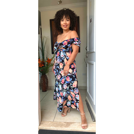 Off the shoulders printed dress